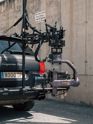 Image post by @motocrane_team on Instagram