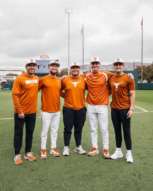 Image post by @TexasBaseball on Twitter