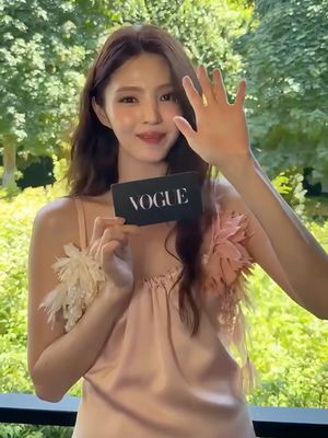 Image post by @voguehongkong on Instagram
