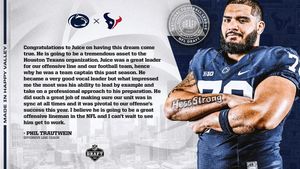 Image post by @CoachTrautFB on Twitter