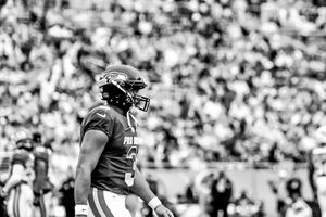 Image post by @West2EastEmpire on Twitter