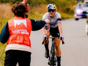 Image post by @wmncycling on Instagram