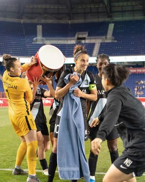 Image post by @carlilloyd on Instagram