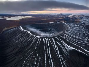 Image post by @discovery on Instagram