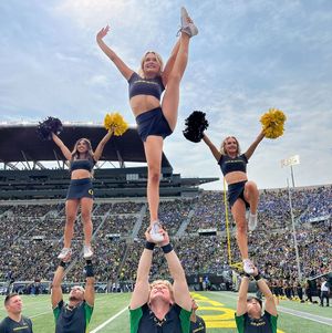 Image post by @oregoncheer on Instagram