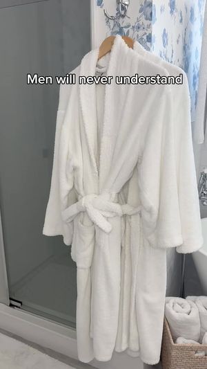 Image post by @tatesbakeshop on Instagram