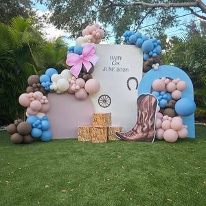 Image post by @Heather's Balloon Boutique & Decor on Facebook