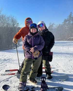 Image post by @mountsunapeeresort on Facebook