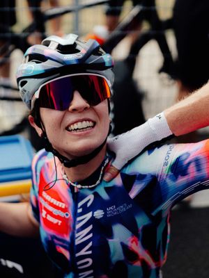 Image post by @wmncycling on Instagram
