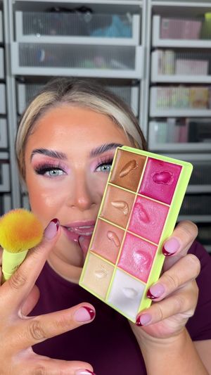 Video post by @beckymorganmakeup on TikTok