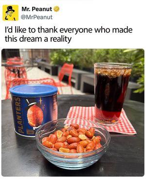 Image post by @mrpeanut on Facebook