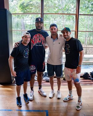 Image post by @carmeloanthony on Instagram