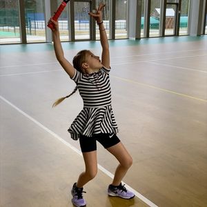 Video post by @polina_maneshina_tennis on Instagram