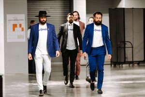 Image post by @TBLightning on Twitter