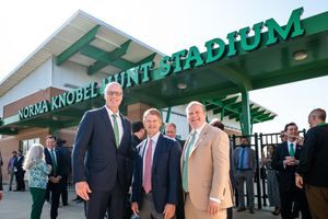 Image post by @MeanGreenSports on Twitter