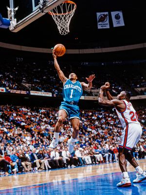 Image post by @hornets on Instagram