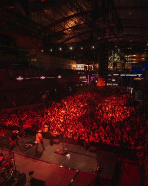 Image post by @eliyoungband on Instagram
