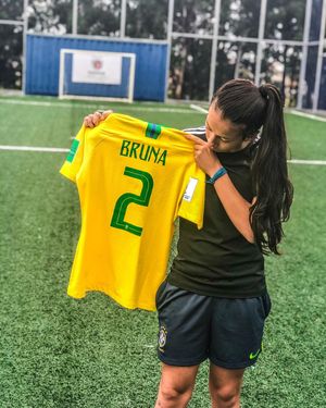 Image post by @bruninhaia_ on Instagram