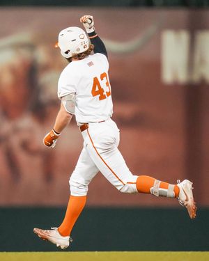 Image post by @texasbaseball on Instagram