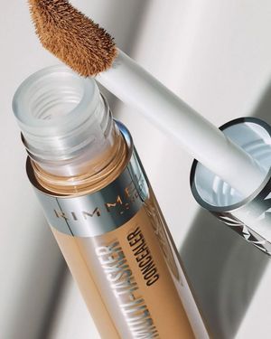 Image post by @rivierbeauty on Facebook