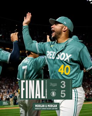 Image post by @redsoxbeisbol on Instagram