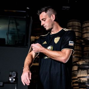 Image post by @loucityfc on Twitter