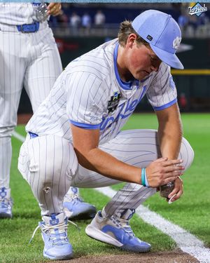 Image post by @carolinabaseball on Instagram