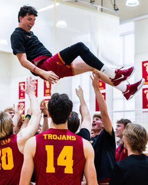 Image post by @uscmensvolley on Instagram
