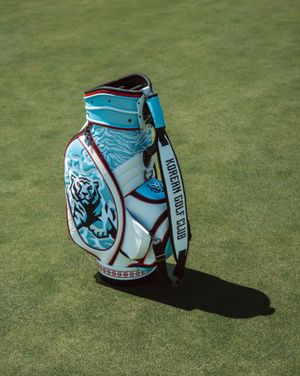 Image post by @koreangolfclub on Instagram