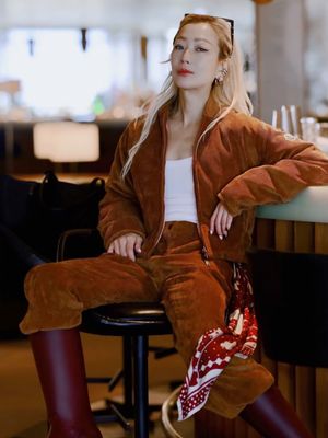 Image post by @ellehongkong on Instagram