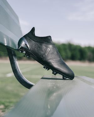 Image post by @soccerdotcom on Instagram