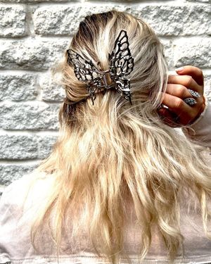 Image post by @styleshacklife on Instagram