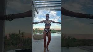 Video post by @shop.with.caroline on YouTube