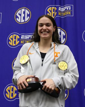 Image post by @vol_swimdive on Instagram