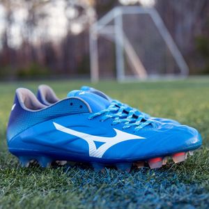 Image post by @soccerdotcom on Instagram