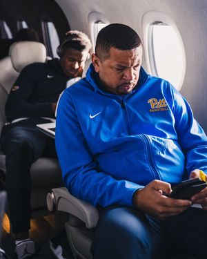Image post by @pitt_mbb on Instagram