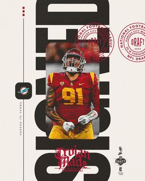 Image post by @uscfb on Instagram