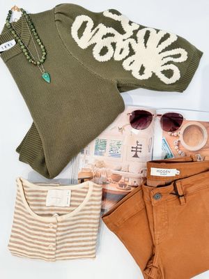 Image post by @juliesboutique on Instagram