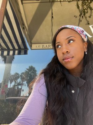 Image post by @ashaashanti on Instagram