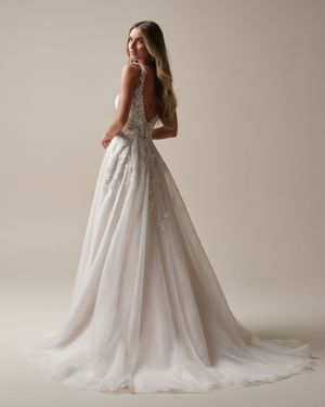 Image post by @maggiesotterodesigns on Instagram