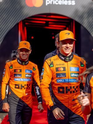 Image post by @McLarenF1 on Twitter/X