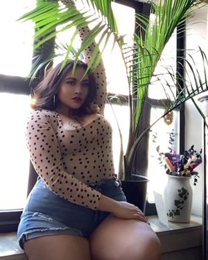 Image post by @loralyee on Instagram
