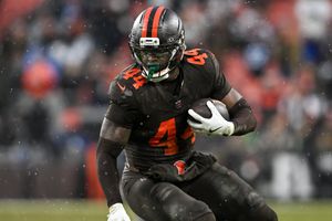 Image post by @YahooFantasy on Twitter