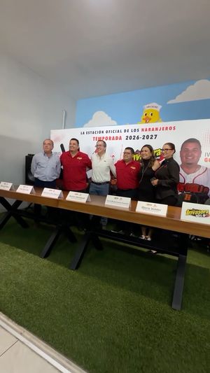 Image post by @clubnaranjeros on Instagram