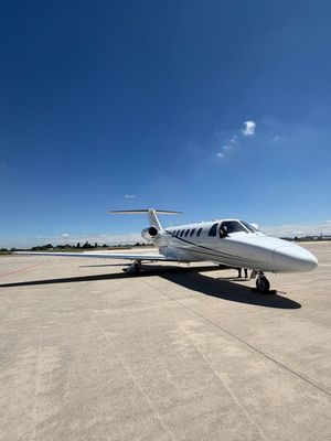 Image post by @acs_aircharter on Instagram