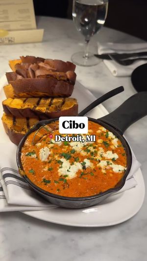 Video post by @raquel_escamilla on TikTok