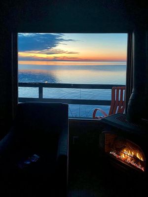 Image post by @breezypointcabins on Facebook