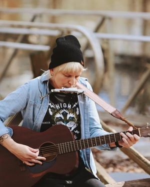 Image post by @folkispeople on Instagram