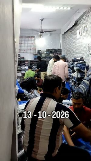 Image post by @jeans_factory_delhi on Instagram