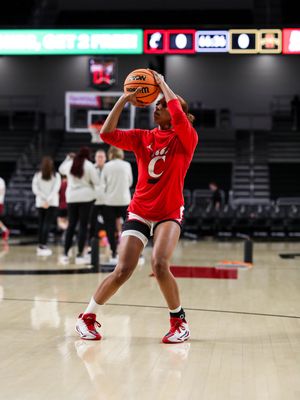 Image post by @gobearcatswbb on Instagram